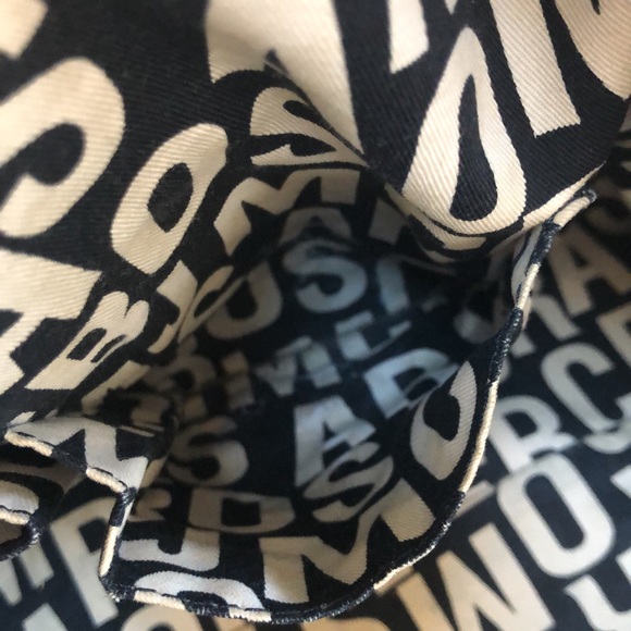 BLACK LEATHER, Marc Jacobs purse - Picture 10 of 14